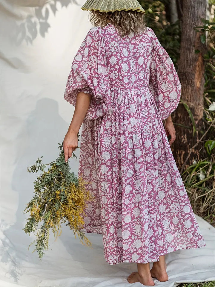 Eleganz Amber – Fließendes Boho-Kleid mit Floralprint